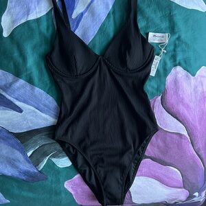 Madewell Ribbed Underwire Open-Back One-Piece Swimsuit size S